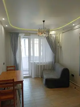 Продам 2 "х комн квартиру в Анапе