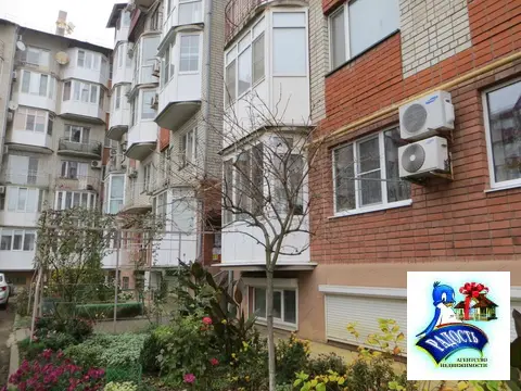 Продам трешку в престижном районе города.