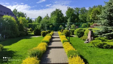 Участок лесной в элитном поселке на Рублевке