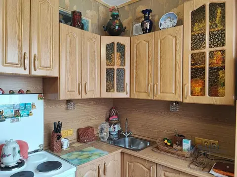 Продаю однокомнатную квартиру 38.6м Бассейновый пер., 10, Магадан, ...