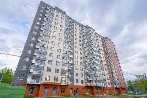 Продажа квартиры, Фрезер ш.