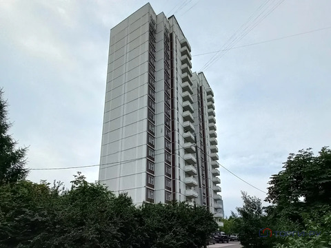 Продажа торгового помещения, ул. Обручева