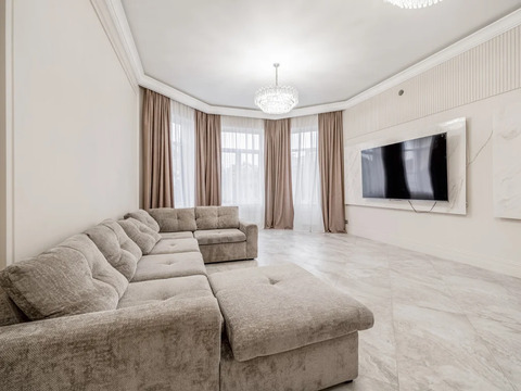 Продажа дома 450.0м с отделкой в 8км от МКАД