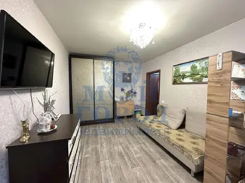 Продам квартиру (11165-104)