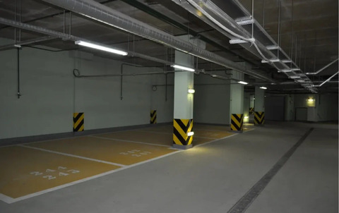 Продается место на стоянке, 19.2 м2