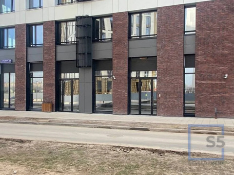 Продажа торгового помещения, м. Технопарк, пр. Лихачева