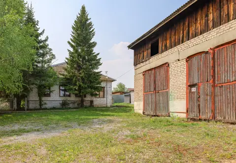 Продаются нежилое помещение в г. Нязепетровске по ул. Матросова