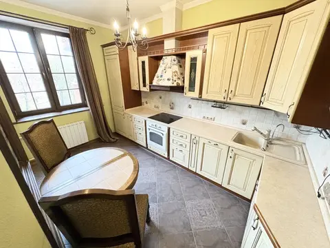 Продажа 3х к.кв. на Малой Черкизовской улице, монолитно-кирпичный дом