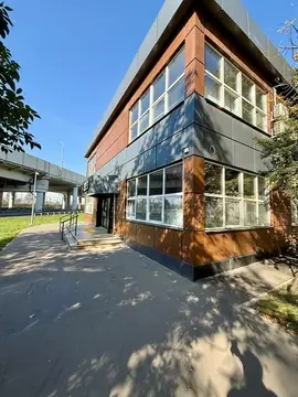 Торговое здание в Перово