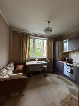 Продаю 2-х комнатную квартиру