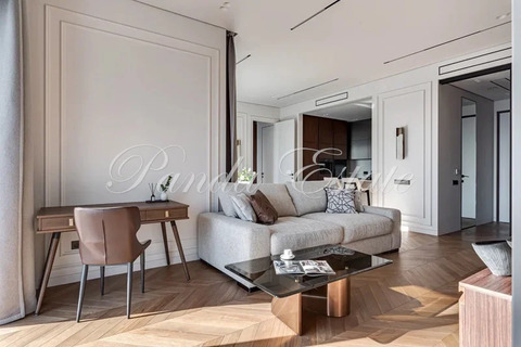 Стильная видовая квартира (ном. объекта: 9787)