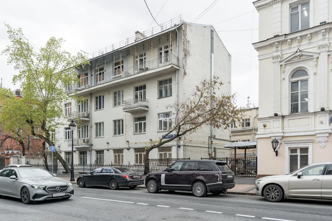 Офис на Пресне
