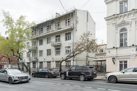 Офис на Пресне