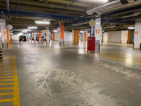 Сдам машиноместо 14 м2