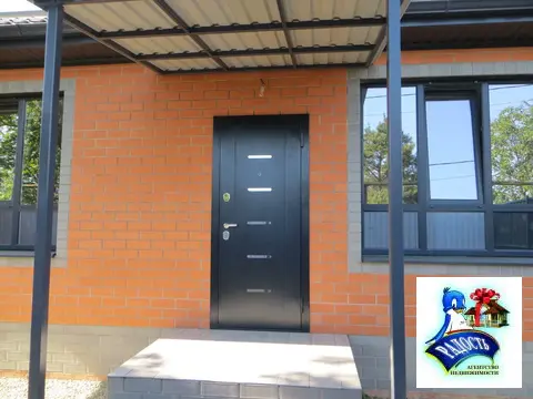 Продам новый дом на берегу моря.