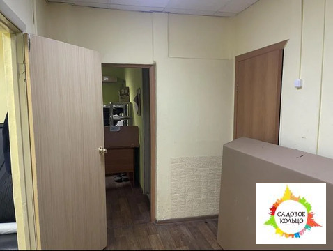 На первом этаже блок из 3-х комнат 63 кв