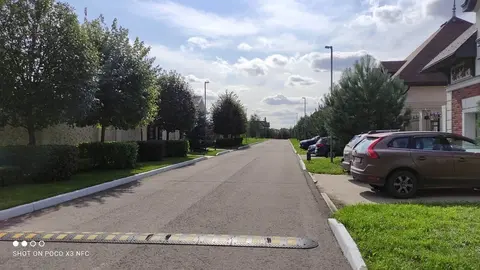 Продажа участка на Рублевке в элитном поселке в Горках-2. 15 км