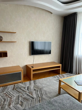 Сдается 4-комн. квартира 151.2 кв.м.