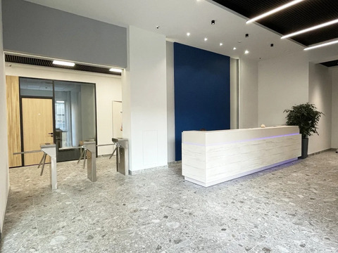 Офисное здание м. 1905 г.