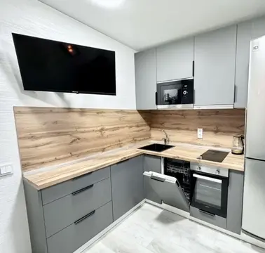 Войкова, 3, 22000