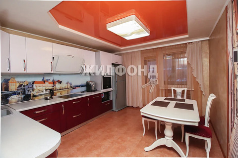 Продажа квартиры, Новосибирск, ул. Новая Заря