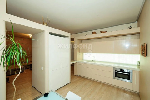 Продажа квартиры, Новосибирск, ул. Военная