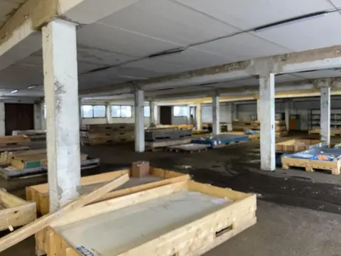 Помещение 1 600 м2 под склад, легкое производство в Щербинке