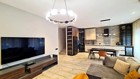 Таунхаус 186 м2 на участке 3 сот.