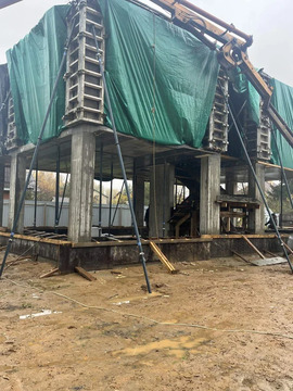 Коттедж 200 м2 на участке 5 сот.