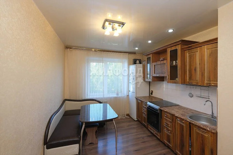 Продажа квартиры, Новосибирск, ул. Троллейная