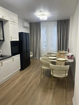 Сдам посуточно 3-комн. квартиру 80 м2.