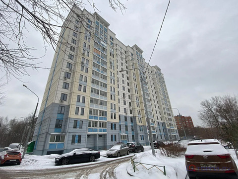 Продажа торгового помещения, ул. Стартовая