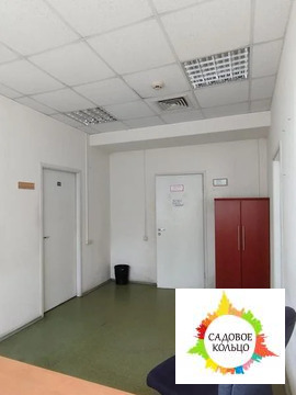 Сдается офис на 3 этаже состоящий из трех комнат, две комнаты смежные,