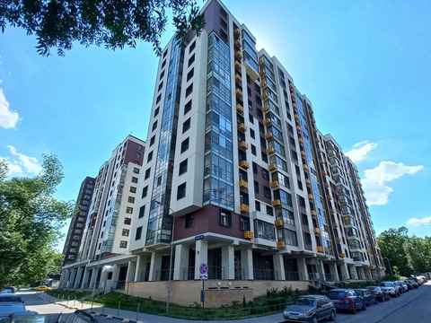 Продажа торгового помещения, ул. Бехтерева