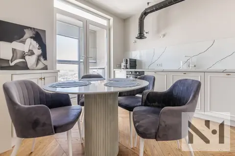 видовая 1-комнатная квартира у Невы