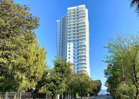 Продам трехкомнатную (3-комн.) квартиру, Черноморская (Хостинский р...
