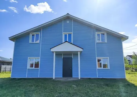 Новый дом в прекрасном месте.