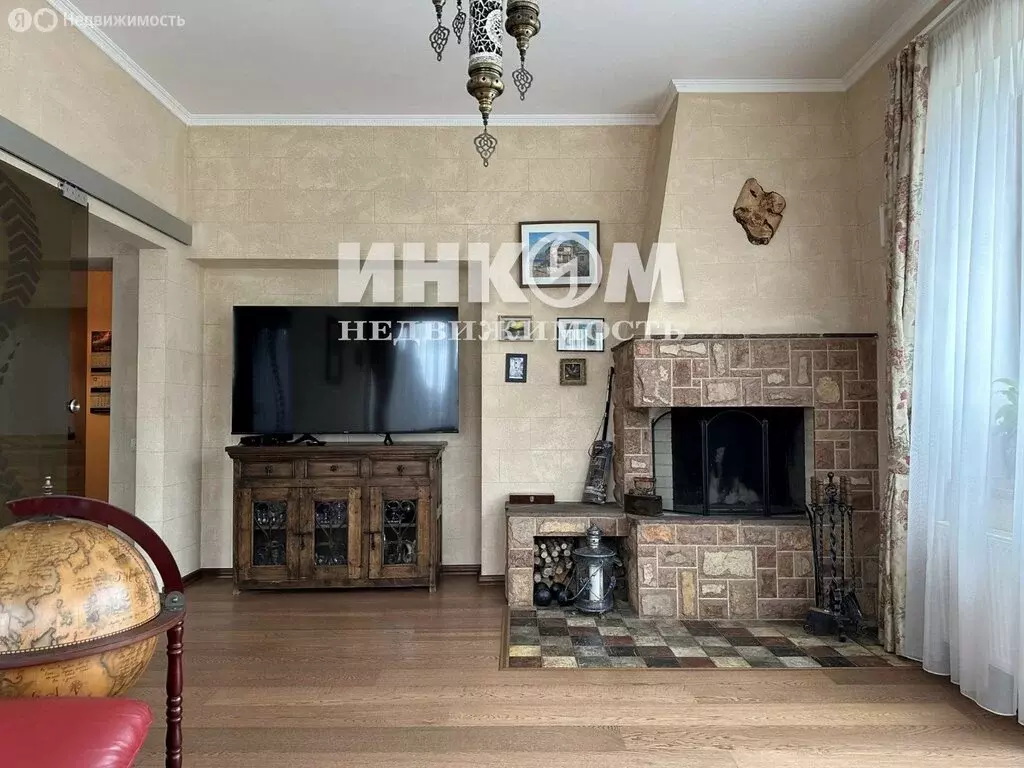 Дом в Дедовск, улица Дедово, 10 (420 м) - Фото 1