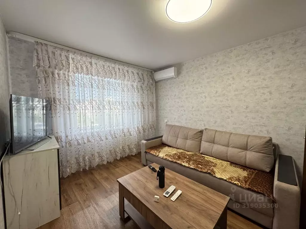 3-к кв. Башкортостан, Уфа ул. Максима Рыльского, 18 (60.1 м) - Фото 1