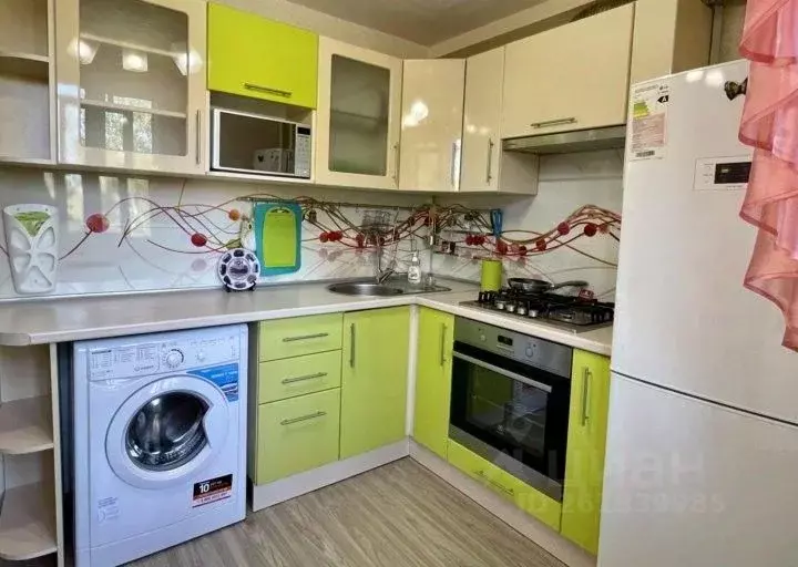 2-к кв. Удмуртия, Ижевск Молодежная ул., 17 (45.0 м) - Фото 0