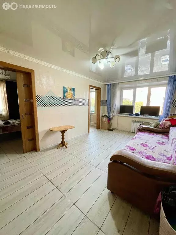 3-комнатная квартира: Абакан, улица Ленинского Комсомола, 3 (61.2 м) - Фото 1