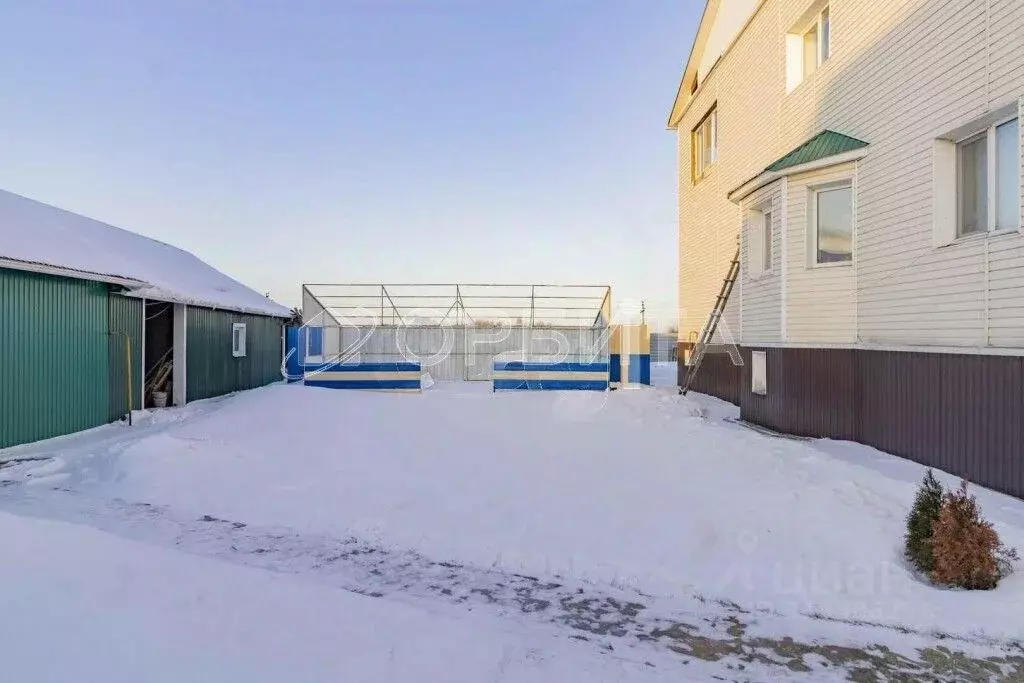 Дом в Тюменская область, Тюмень Зайкова мкр, ул. Ахматовой, 39 (497 м) - Фото 1