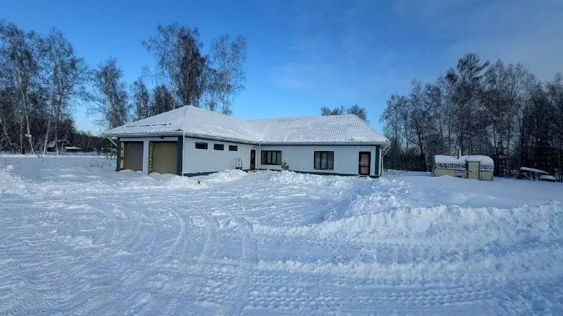 Коттедж в Алтайский край, Первомайский район, Бобровский сельсовет  ... - Фото 1