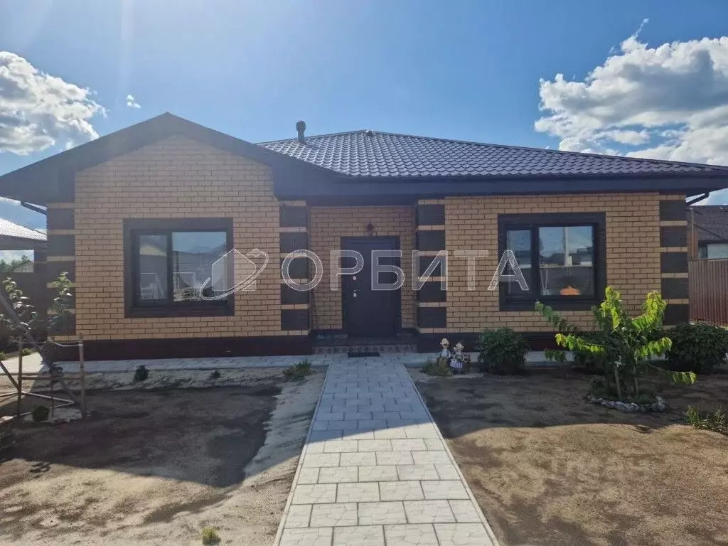 Дом в Тюменская область, Тюменский муниципальный округ, с. Перевалово ... - Фото 1