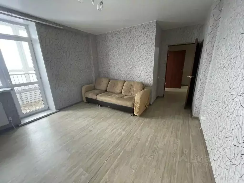 2-к кв. Омская область, Омск ул. 4-я Транспортная, 13 (59.0 м) - Фото 1