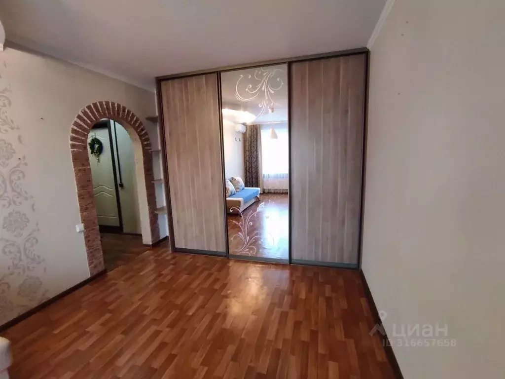 1-к кв. Самарская область, Тольятти Революционная ул., 2 (34.0 м) - Фото 0
