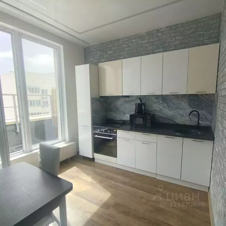 Студия Крым, Симферополь просп. Александра Суворова, 15к2 (37.0 м) - Фото 1