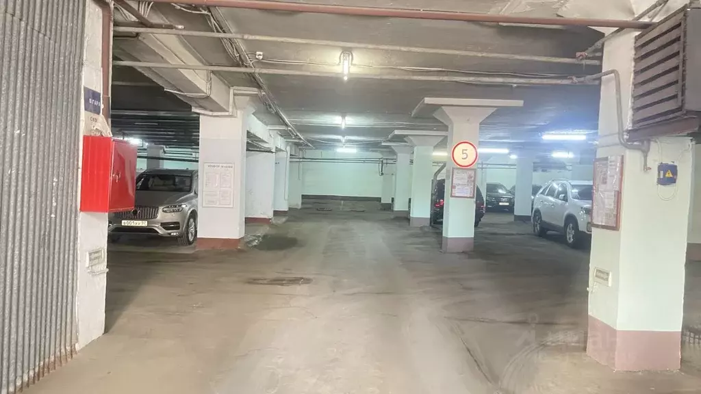 Гараж в Москва Котельническая наб., 1/15кВ (15 м) - Фото 0