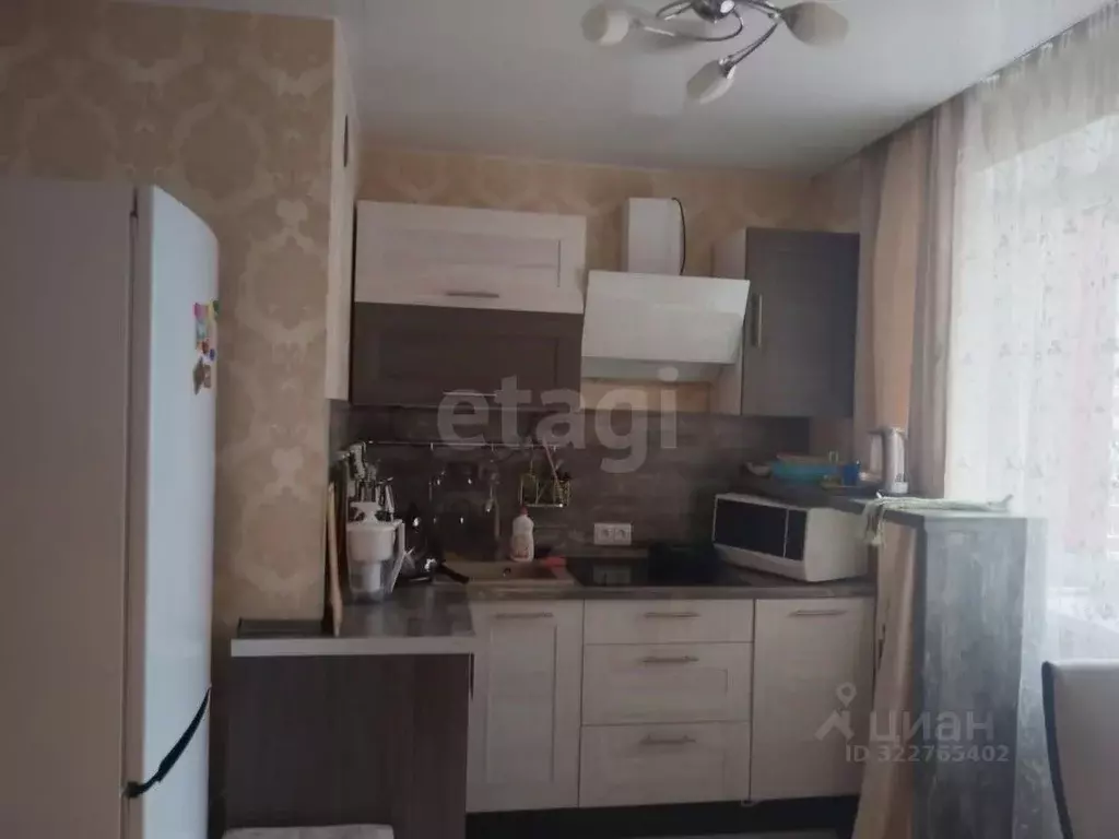 2-к кв. Тюменская область, Тюмень ул. Пермякова, 79 (50.0 м) - Фото 1