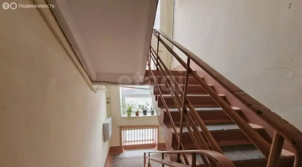 3-комнатная квартира: Омск, улица Чкалова, 33 (56 м) - Фото 2